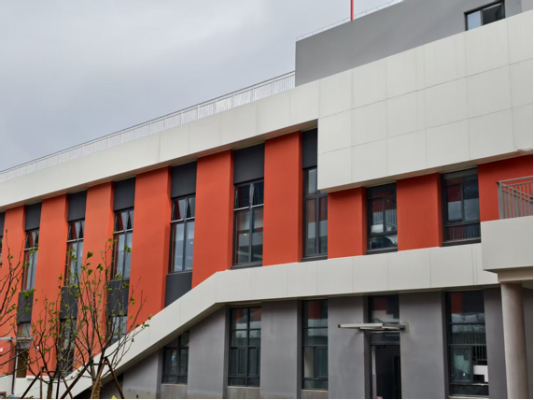 上海蓝湾五四学校&mdash;&mdash;BS架构网络化广播系统正式投入使用